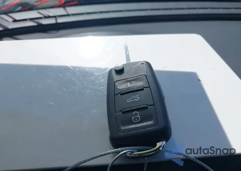 2013 Volkswagen Passat 2.5L Se from USA, damaged, VIN 1VWBP7A33DC093636